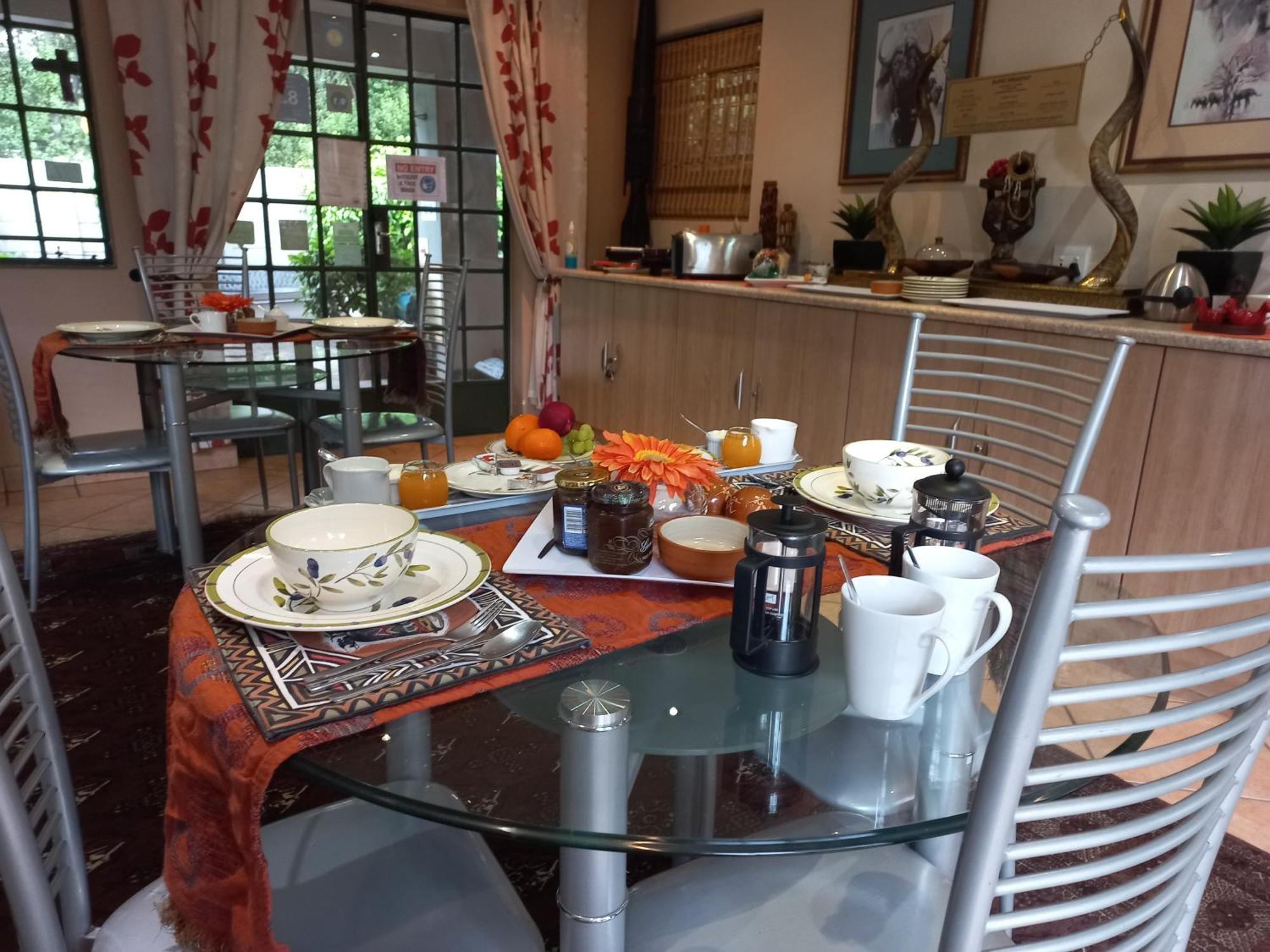 เชอรี ทรี คอตเทจ บีแอนด์บี ลินเดน Bed & Breakfast โจฮันเนสเบิร์ก ภายนอก รูปภาพ