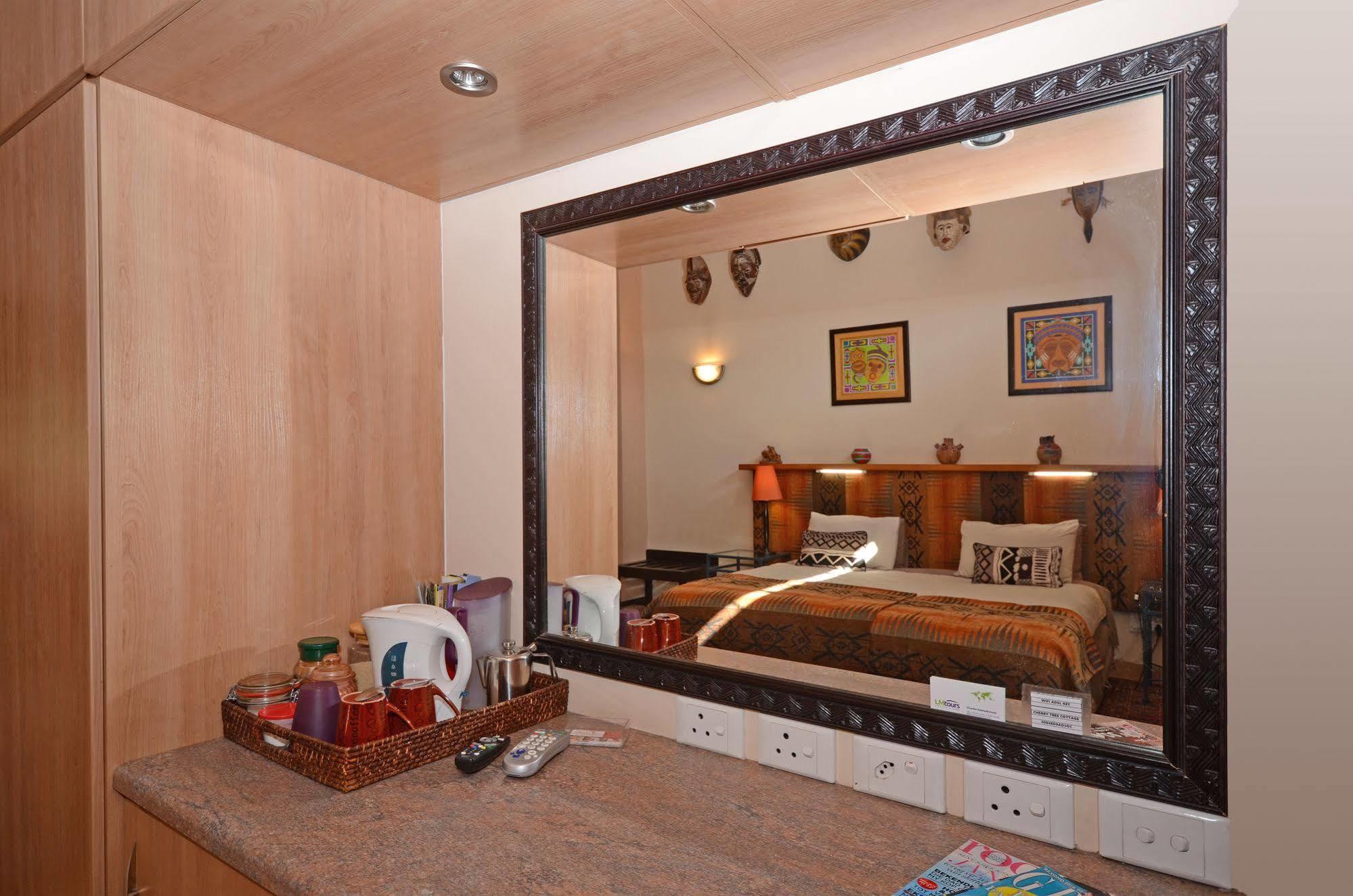 เชอรี ทรี คอตเทจ บีแอนด์บี ลินเดน Bed & Breakfast โจฮันเนสเบิร์ก ภายนอก รูปภาพ
